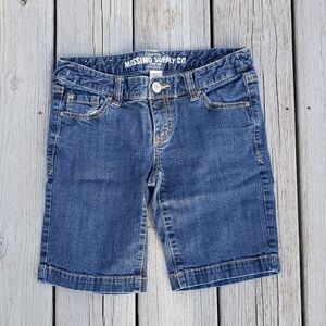 MOSSIMO Supply Co Low-Rise Denim Shorts Size 5  Fit 6